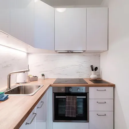 Apartment Castagnola 501 By Quokka 360 - Modern In Scenic District Lugano